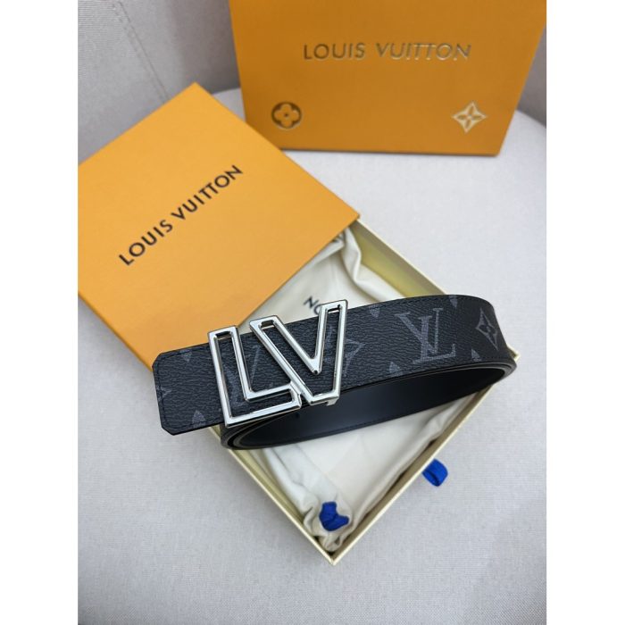 LV Cowhide Men's Belt 40MM - Image 4