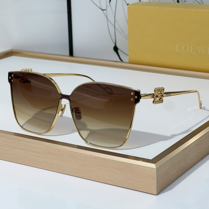 Loewe Simple Square Sunglasses Top Quality(Perfect Replica) - Image 2