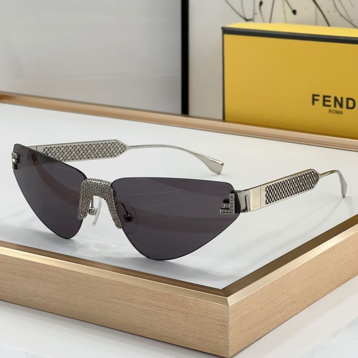 Fendi Frameless Design Sunglasses Top quality (Perfect Replica) - Image 3