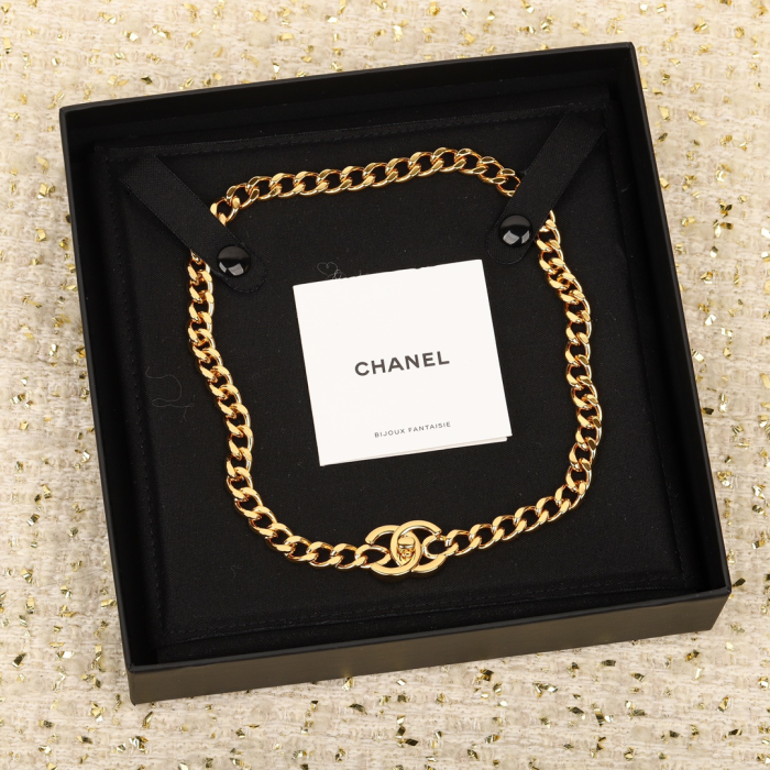 Chanel Pearl Necklace - Image 2