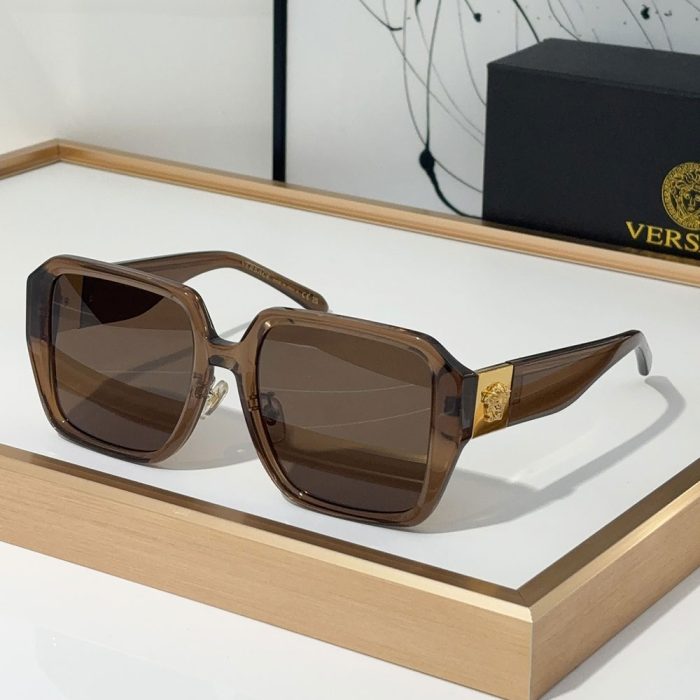 Versace Simple Square Sunglasses Go With Everything Sunglasses Top Quality(Perfect Replica) - Image 4