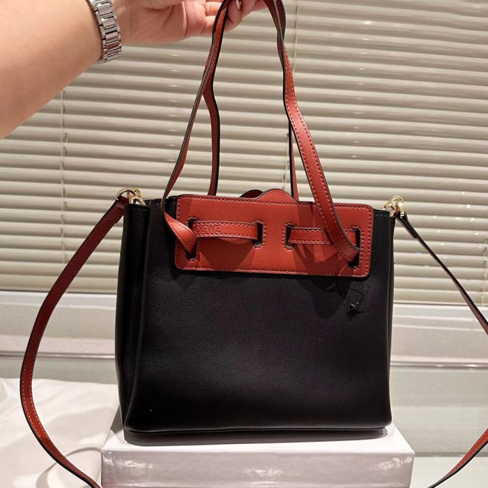 Loewe Handheld Crossbody Bag(Perfect Replica)