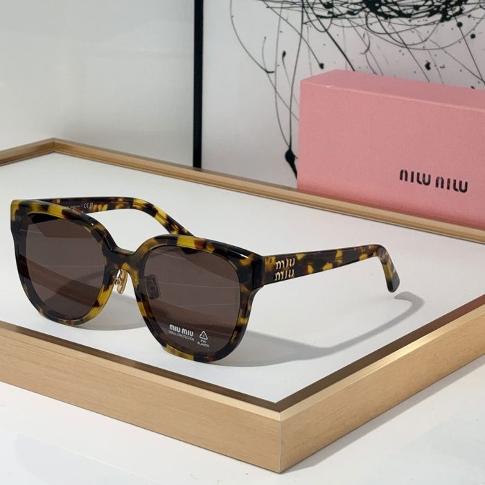 MIU MIU Mirror leg logo irregular shaped Sunglasses Top quality (Perfect Replica) - Image 2