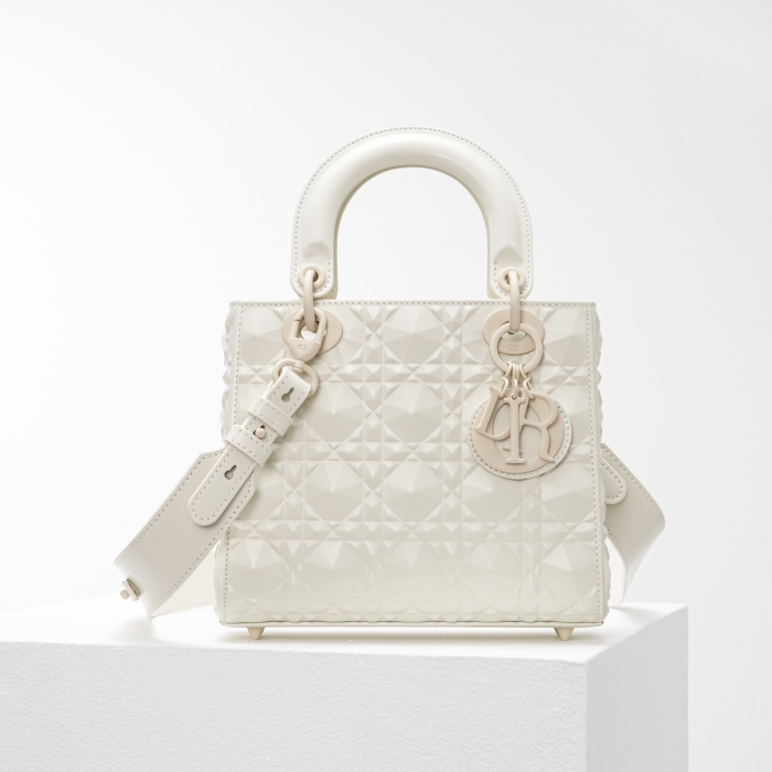 DIOR Lady Dior Diamond Vine Pattern Handbag (Perfect Replica) - Image 5