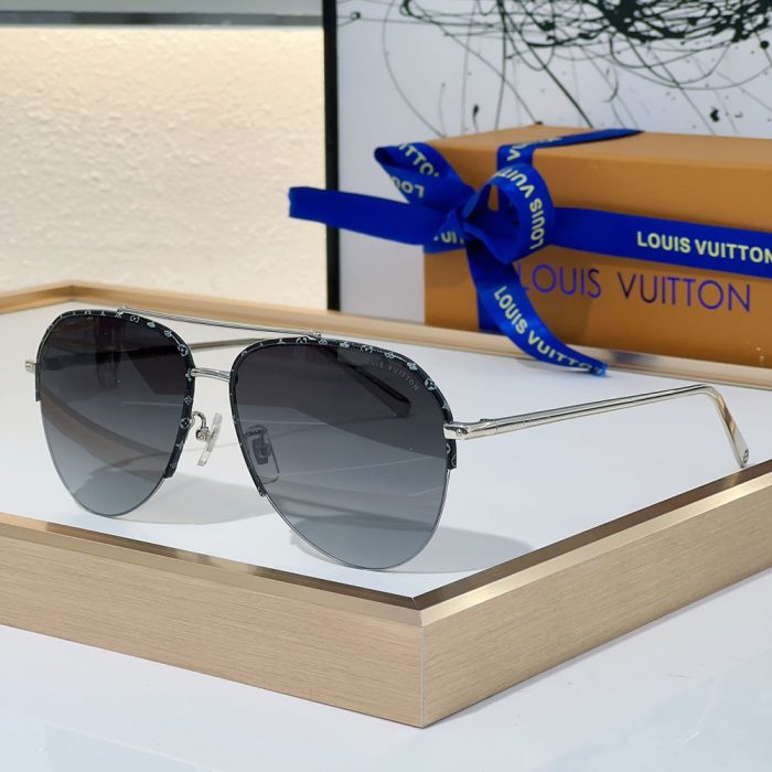 Louis Vuitton LV Frame Logo sunglasses Top quality (Perfect Replica) - Image 3