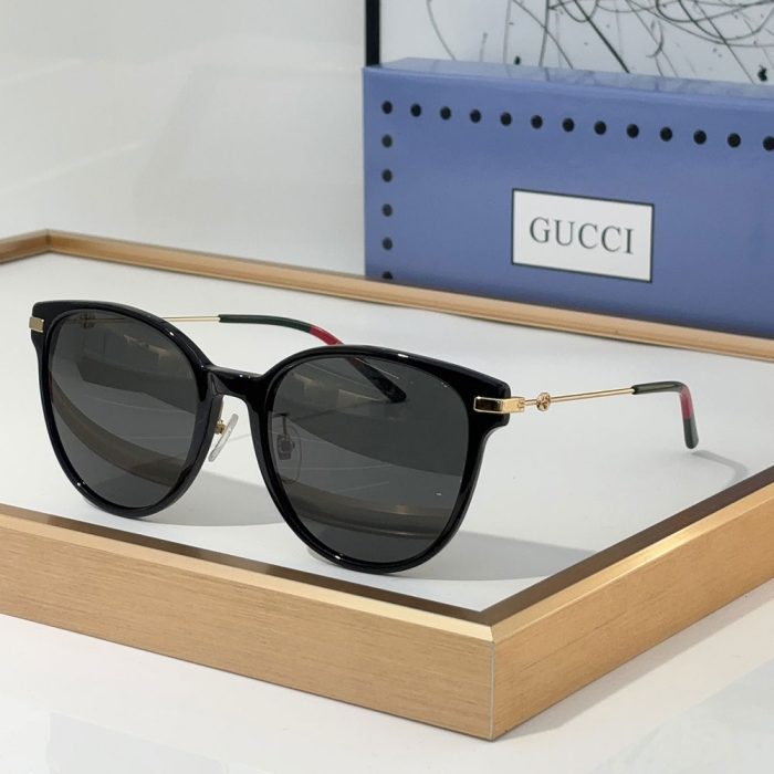 Gucci Skinny Legs Temperament sunglasses Top quality (Perfect Replica) - Image 3