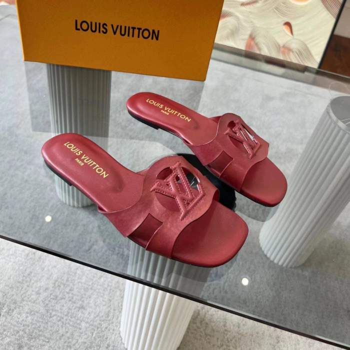 Louis Vuitton LV Lsola Leather Flat Aandals Slide Sandal (Perfect Replica) - Image 7