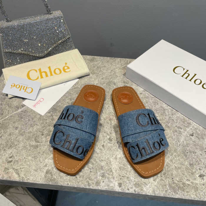 Chloe Leather Logo Embroidery Shoes Sandal (Perfect Replica) - Image 4