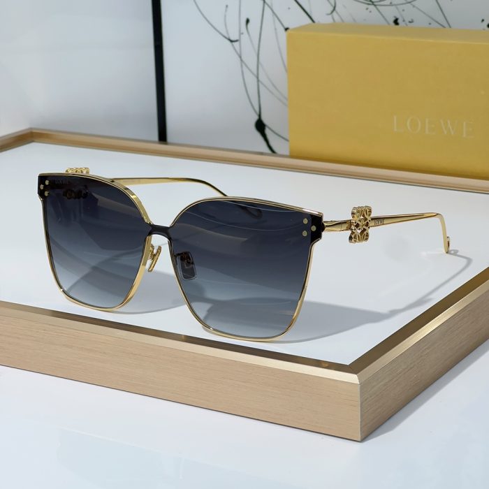 Loewe Simple Square Sunglasses Top Quality(Perfect Replica) - Image 3