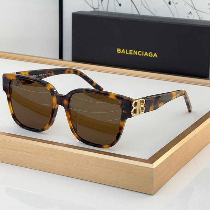 Balenciaga Retro trend Plate Frame sunglasses Top quality (Perfect Replica) - Image 4