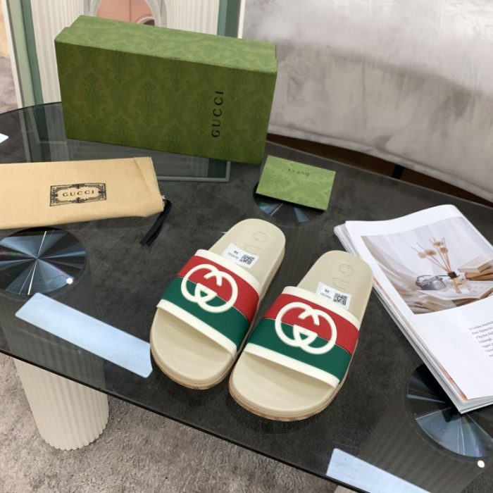 Gucci (WMNS) Slide Interlocking G 655461 (Perfect Replica)