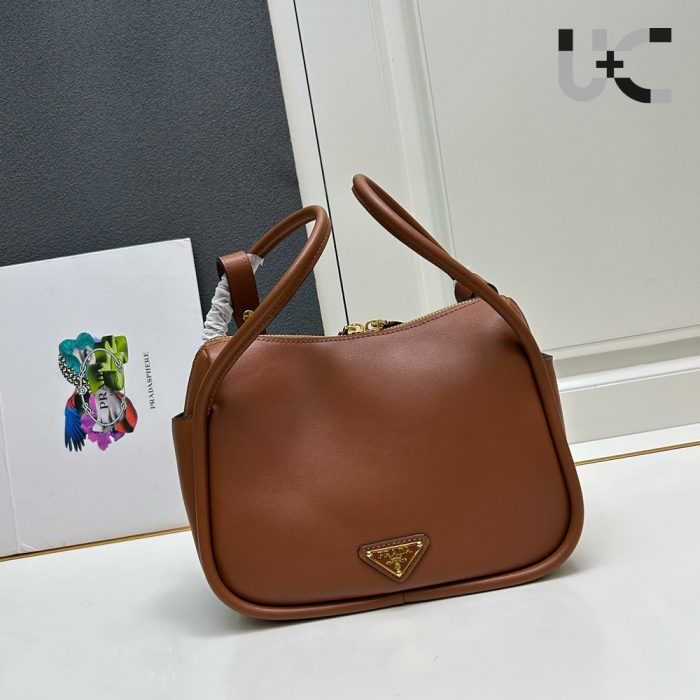 Prada Leather hand bag (Perfect Replica) - Image 4