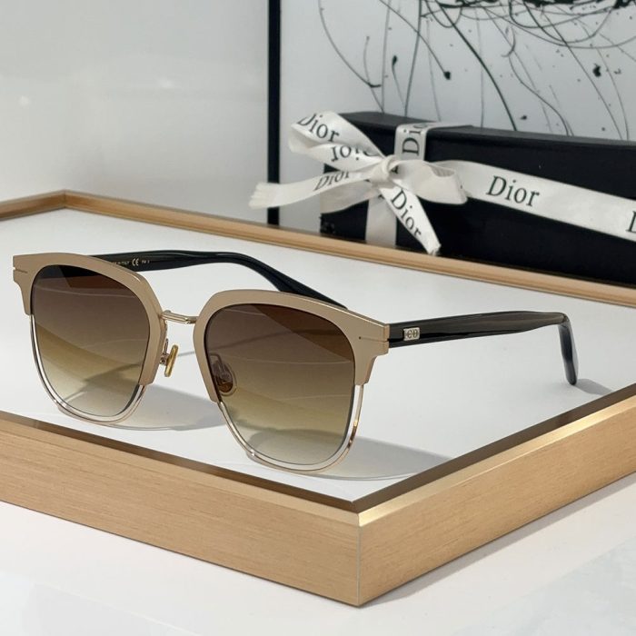 Dior Plate Frame Elegant And Beautiful sunglasses Top quality (Perfect Replica) - Image 2