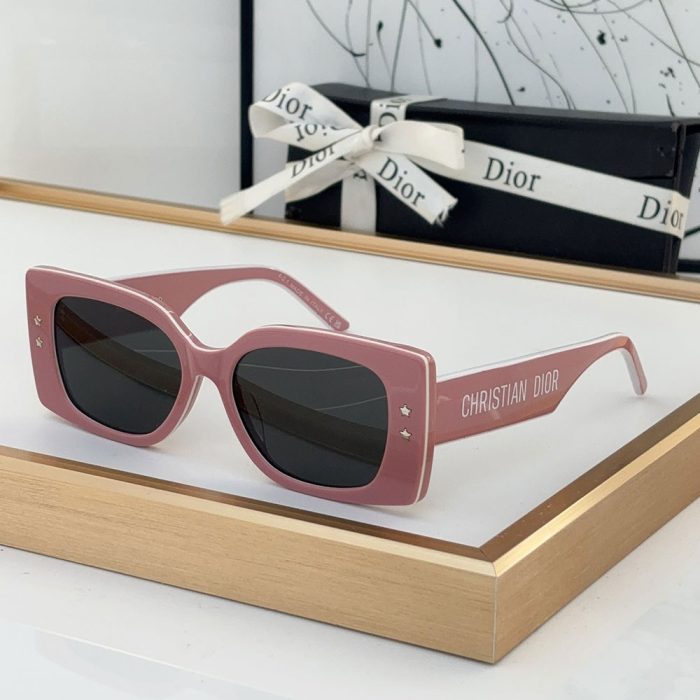 Dior Side Letter Plate Frame sunglasses Top quality (Perfect Replica) - Image 2