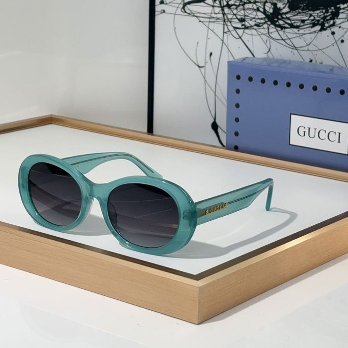 Gucci Stylish sunglasses Top quality (Perfect Replica) - Image 2