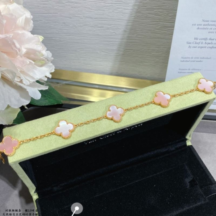 Van Cleef & Arpels Vca Gradient Pink Bracelet