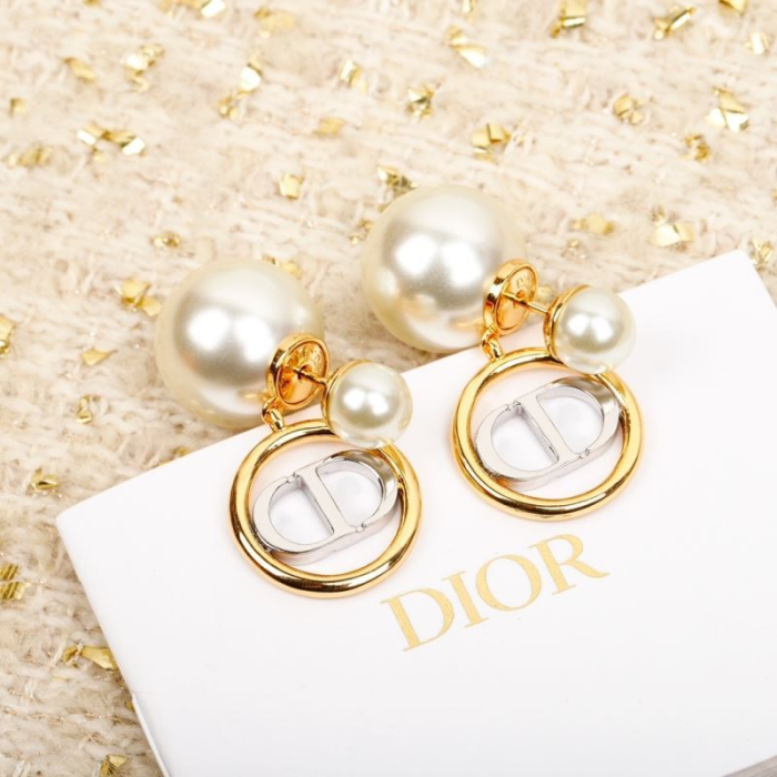 Christian Dior pearl earrings