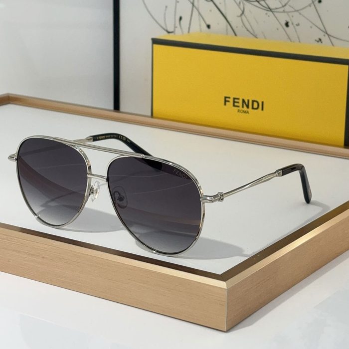 Fendi Aviator metal Sunglasses Top quality (Perfect Replica) - Image 3