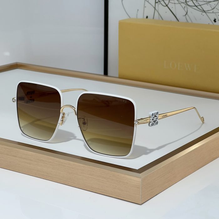 Loewe Metal Frame Sunglasses Top Quality(Perfect Replica) - Image 4