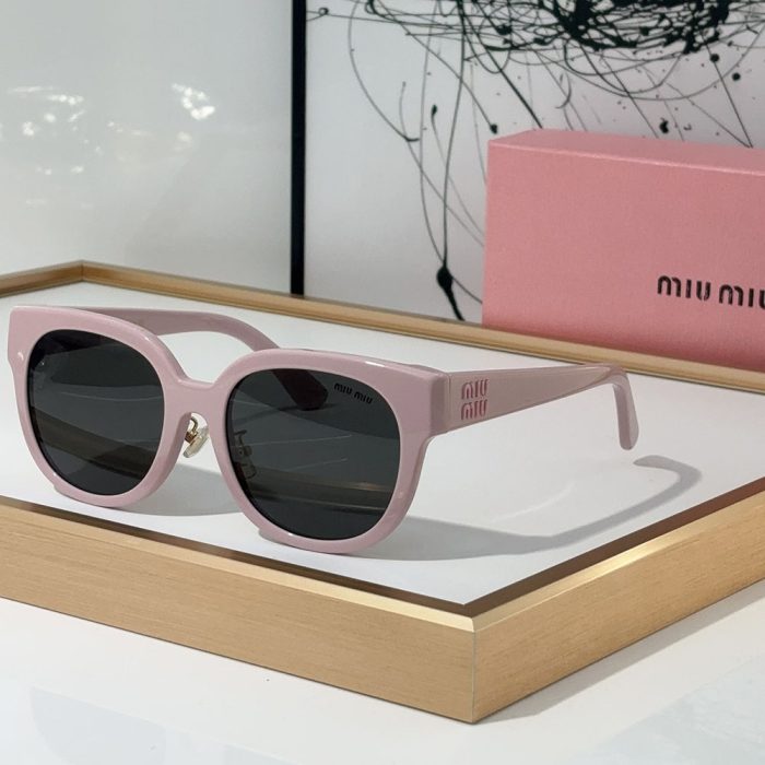 MIU MIU Retro trend Sunglasses Top quality (Perfect Replica)