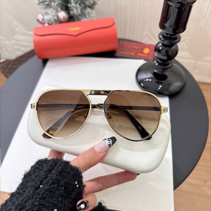 Cartier Metal irregular Line Sunglasses Top quality (Perfect Replica) - Image 3