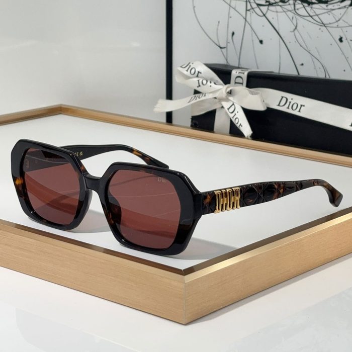 Dior Mirror Leg Logo Acetate Fibre sunglasses Top quality (Perfect Replica) - Image 4