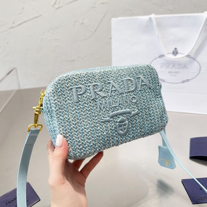 Prada Crochet Camera Bag - Image 7