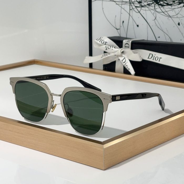 Dior Plate Frame Elegant And Beautiful sunglasses Top quality (Perfect Replica) - Image 5