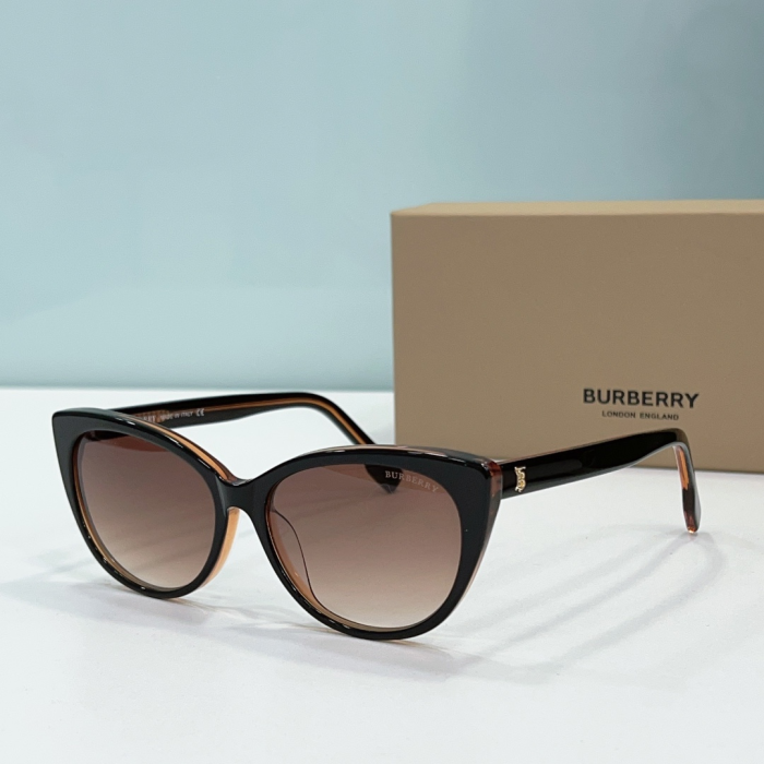 Buberry Fashionable Cat-eye Sunglasses Top quality (Perfect Replica) - Image 3