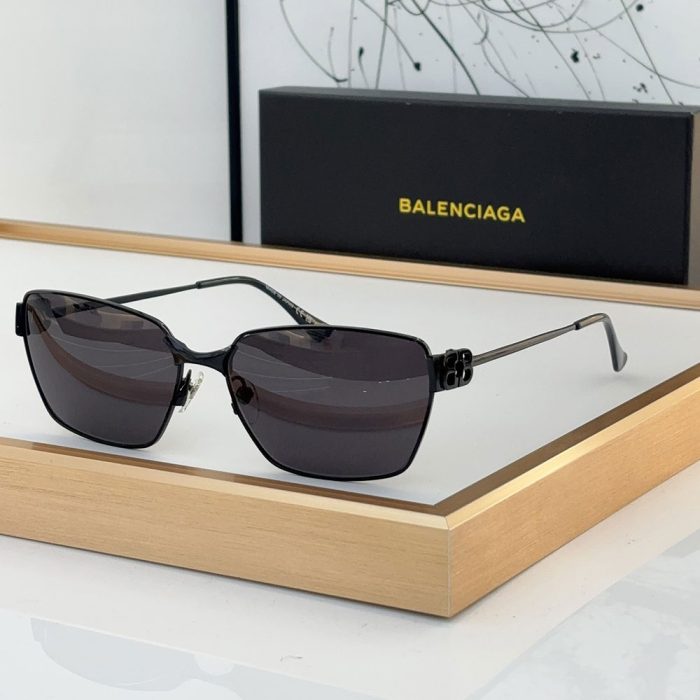 Balenciaga Hollow metal Logo sunglasses Top quality (Perfect Replica) - Image 5