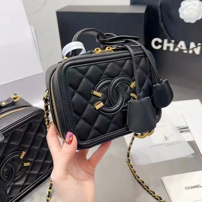 Chanel Vanity Case Quilted Caviar (Perfect Replica)