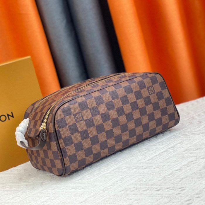 Louis Vuitton LV Dopp Kit Bag M44494(Perfect Replica) - Image 3