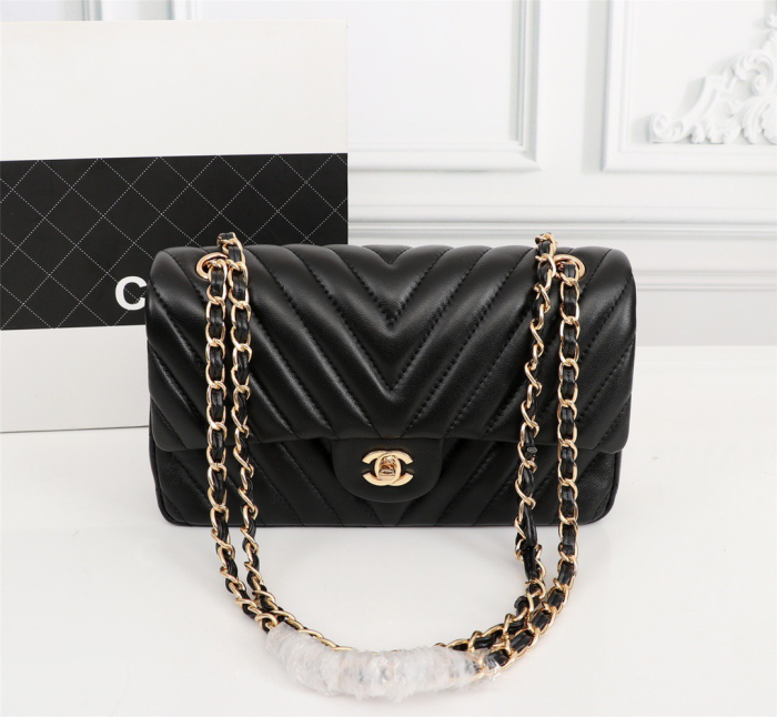 Chanel Clacssic Flap CF Chain Shoulder Strap Bag (Perfect Replica) - Image 6