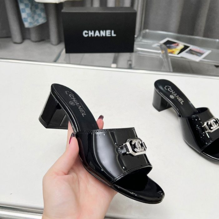 Chanel Flat Open-toed Flip-flops With Thick Heels Slide Sandal(Perfect Replica)