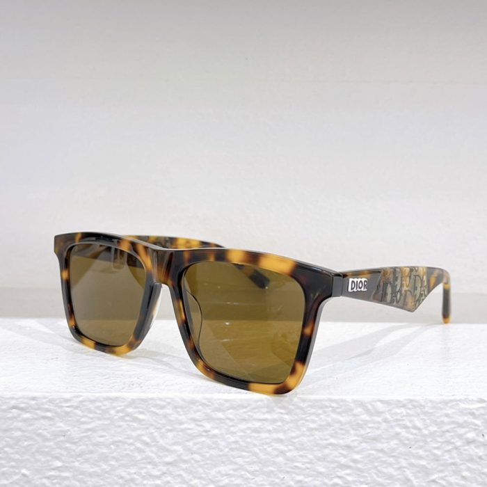 Dior Logo Leg Plate Frame sunglasses Top quality (Perfect Replica) - Image 3