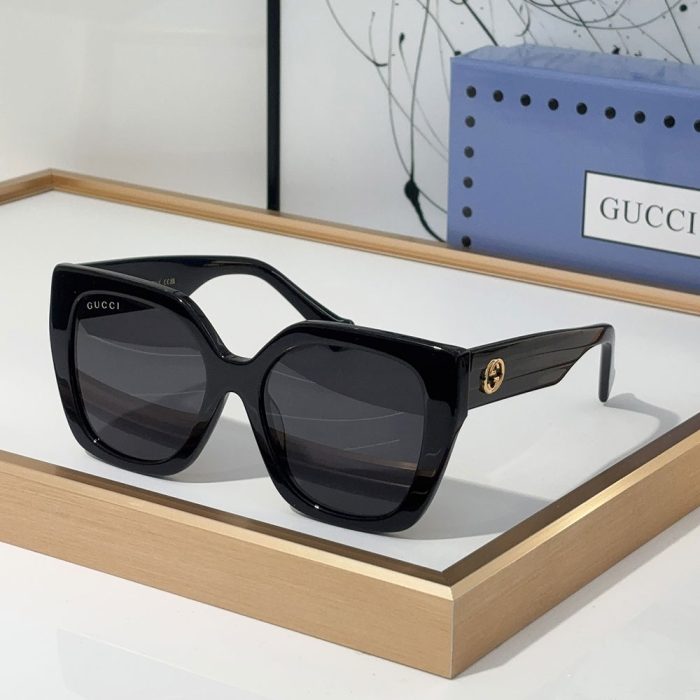 Gucci Casual everything sunglasses Top quality (Perfect Replica) - Image 6