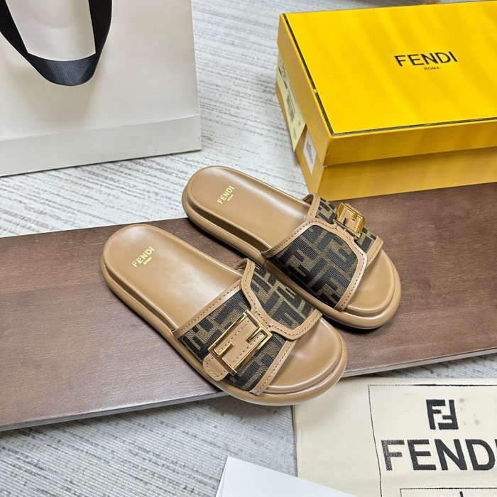 Fendi Leather Comfort Goes With Everything Shoes Sandal (Perfect Replica) - Image 5