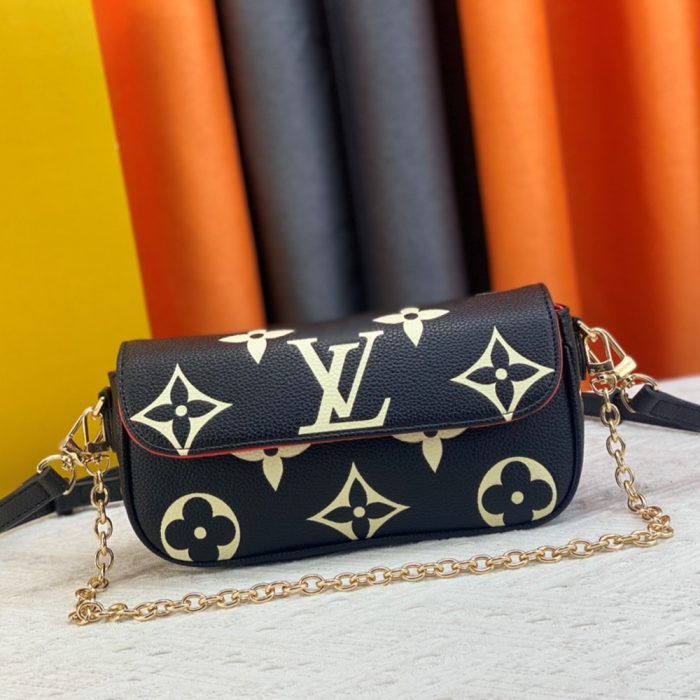 Louis Vuitton LV Leather Baguette Shoulder Handbag M82210&M81911 (Perfect Replica) - Image 6