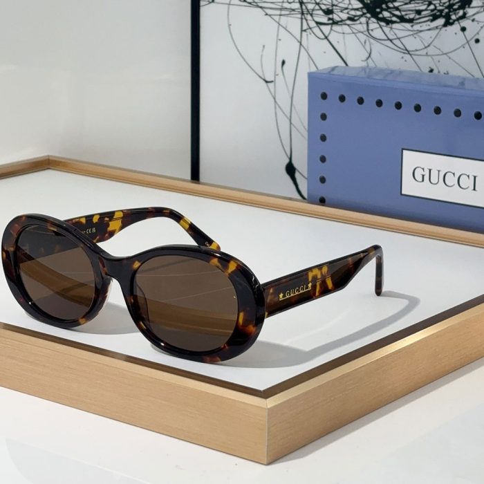 Gucci Stylish sunglasses Top quality (Perfect Replica) - Image 3