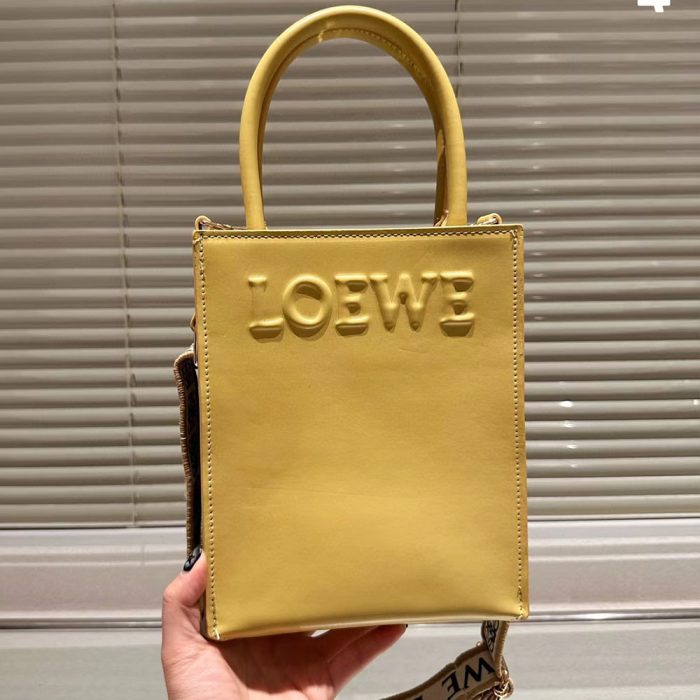 Loewe A5 Shoulder Bag Handbag(Perfect Replica) - Image 4