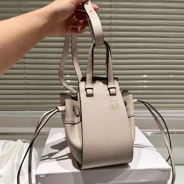 Loewe Hammock Drawstring Mini Bag(Perfect Replica)