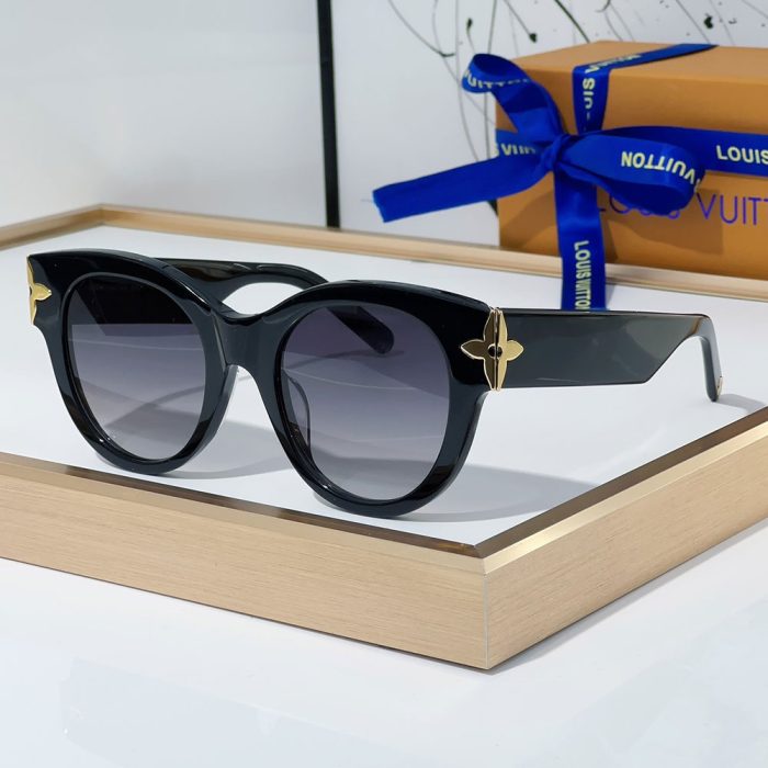 Louis Vuitton LV Clockwise Canvas sunglasses Top quality (Perfect Replica) - Image 6