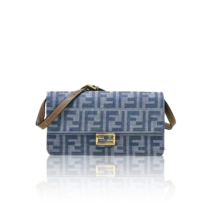 FENDI Baguette Wallet On Chain bag (Perfect Replica) - Image 2