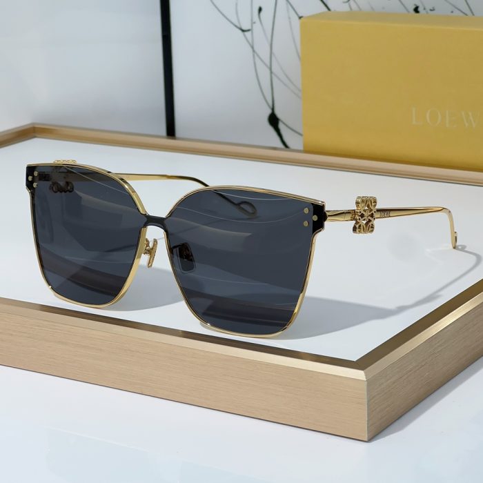 Loewe Simple Square Sunglasses Top Quality(Perfect Replica) - Image 5