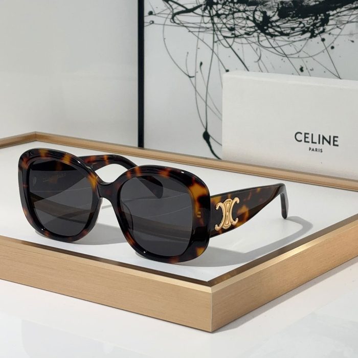 Celine Mirror leg Panel Decoration sunglasses Top quality (Perfect Replica) - Image 3