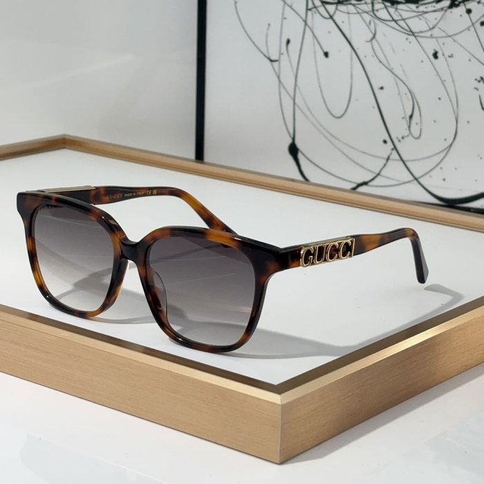 Gucci Mirror leg Logo sunglasses Top quality (Perfect Replica) - Image 4