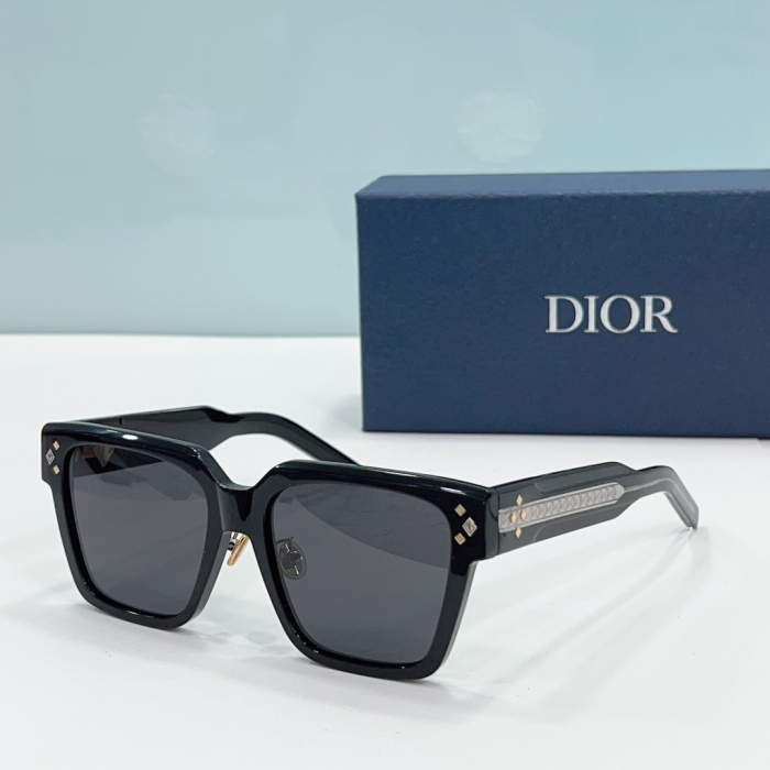 Dior CD Diamond Design Fashion Casual Sunglasses Top quality (Perfect Replica) - Image 2