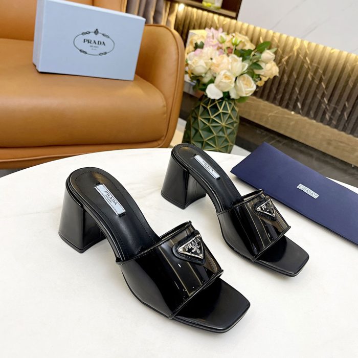 Prada Leather Chunky Sandals Slide Sandal (Perfect Replica)