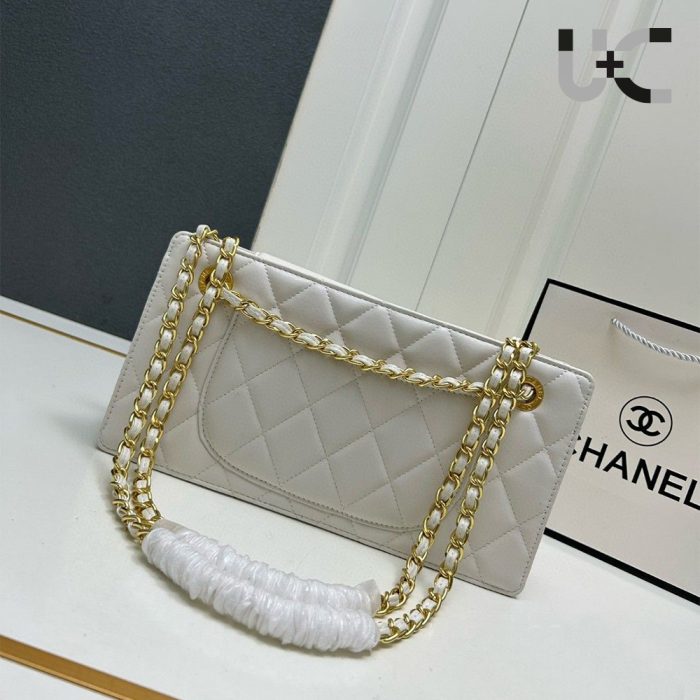 Chanel HandBag Made From Leather With Chain(Perfect Replica) - Image 4